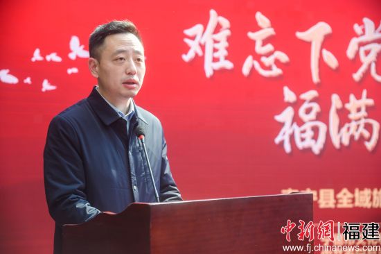 3、霍立昀致辭。李南軒 攝
