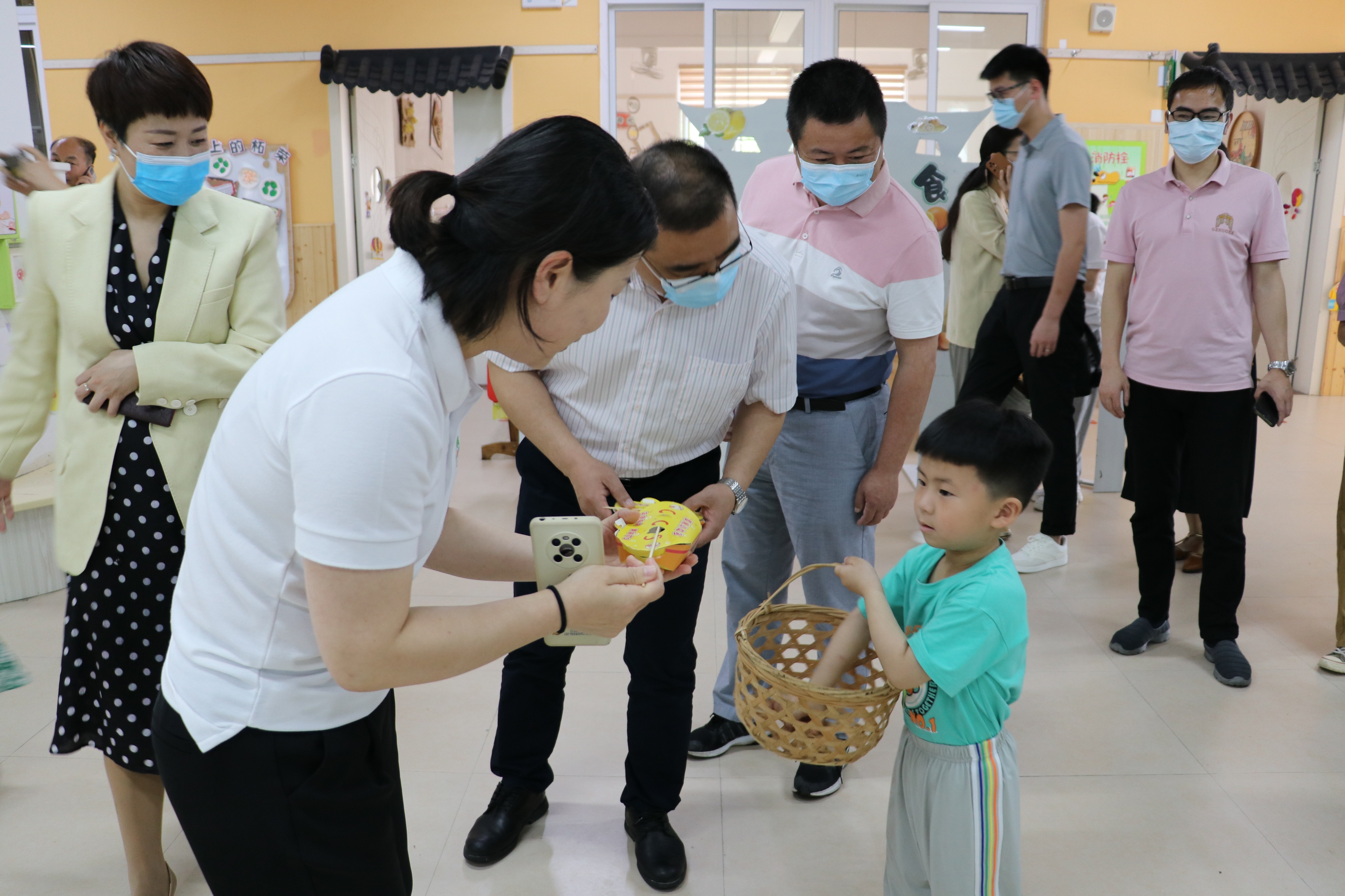 柘榮縣僑聯(lián)開(kāi)展“關(guān)注普遍眼健康，共筑‘睛’彩大健康”暨“僑愛(ài)心·鄉(xiāng)村學(xué)生眼健康公益”活動(dòng)