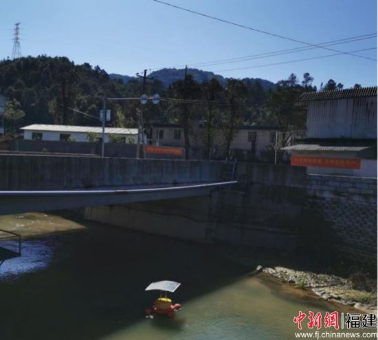 “5G智能河長(zhǎng)助手”正在工作。