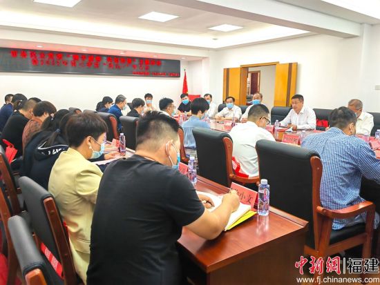 會(huì)議現(xiàn)場(chǎng)。