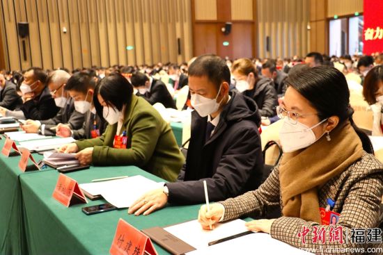 寧德市五屆人大二次會議第二次全體會議現(xiàn)場。吳允杰 攝