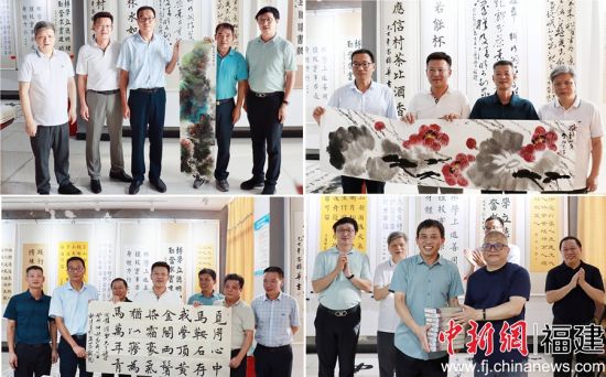 　　福建省文化名家現(xiàn)場(chǎng)贈(zèng)送創(chuàng)作作品和個(gè)人詩(shī)集。 林榕生 制圖
